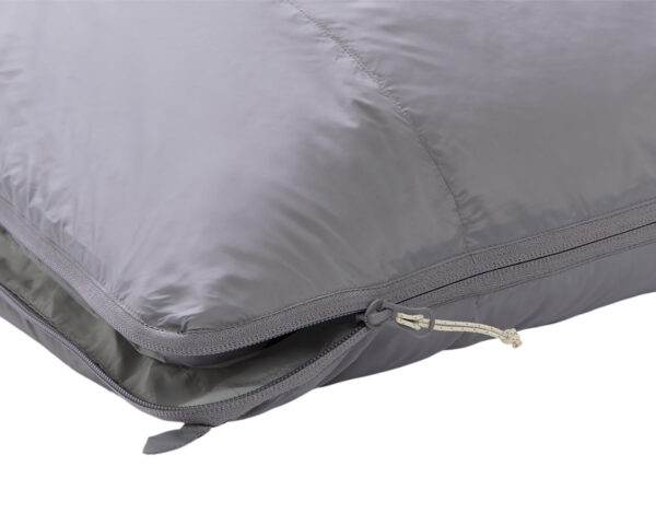 10721330-FREJA-0-BLANKET-Griffin-Grey-12.jpg Freja ±0° Blanket Sleeping Bag