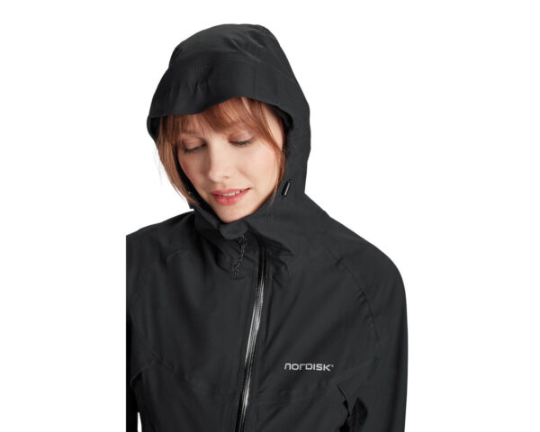 Mjelde-1135-3-layer-stretchable-shell-jacket-Nordisk-black-model-06.jpg Mjelde