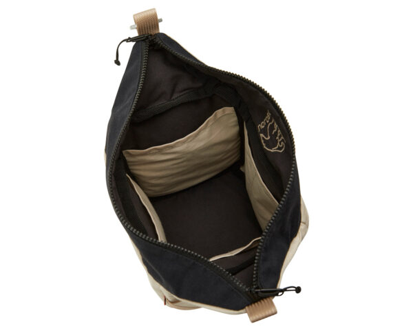 gjern-boxy-bag-high-high-sandshell-05_584c0d4e-9b3b-4e25-b9e3-7cd1382bb03b.jpg Gjern Boxy Bag