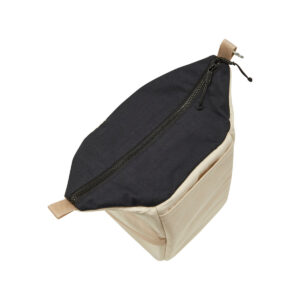 gjern-boxy-bag-high-high-sandshell-06_80ad9ea7-4294-4788-9bd3-4435cd1f4109.jpg Gjern Boxy Bag