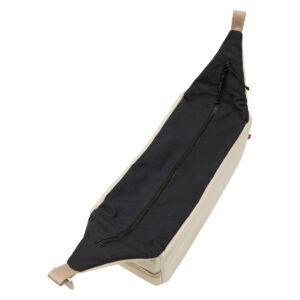 gjern-boxy-bag-long-long-sandshell-07_c1ad203b-fbf2-4707-a7df-6b1b1d5b1c36.jpg Gjern Boxy Bag