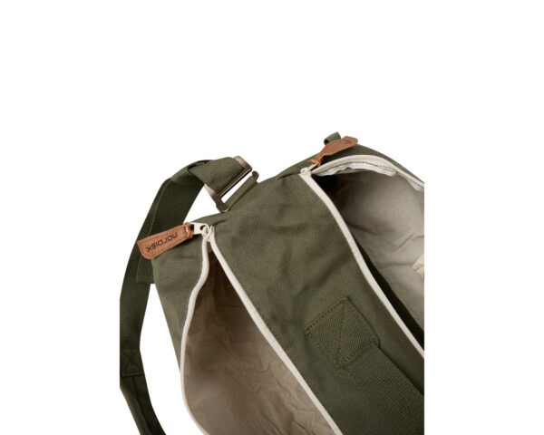karlstad-27-duffel-bag-27-l-four-leaf-clover-09_bc8f28ae-a0ba-433d-b862-e354a859de42.jpg Karlstad 27 Duffel