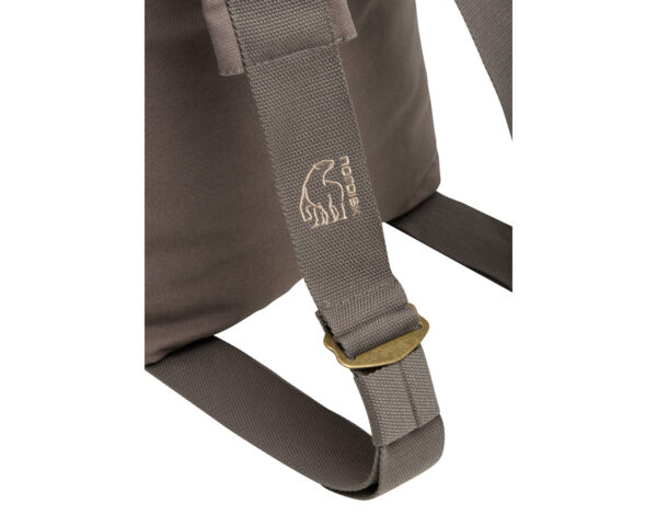 kongsberg-65-duffel-bag-65-l-dark-gull-grey-06_50d163f5-9e63-47e6-8316-682c409e0bea.jpg Kongsberg 65 Duffel