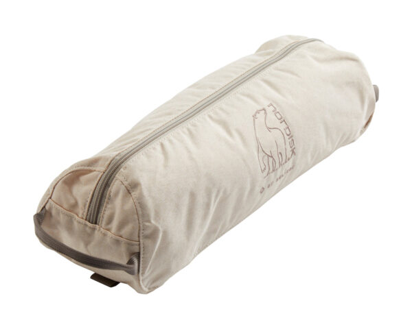 nordisk-_-helinox-table-onesize-neutral-06_b746d61c-6441-4288-9766-703aa3e39e61.jpg Nordisk ✕ Helinox Table