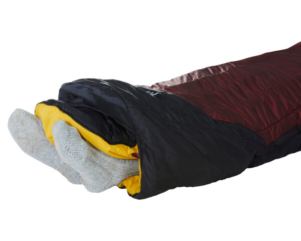 oscar-10_-mummy-sleeping-bag-large-rio-red_-mustard-yellow_-black-12.jpg Oscar -10° Mummy Sleeping Bag