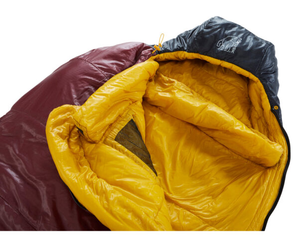 oscar-2_-curve-sleeping-bag-large-rio-red_-mustard-yellow_-black-05.jpg Oscar -2° Curve Sleeping Bag