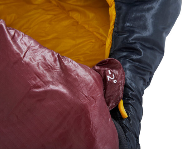 oscar-2_-curve-sleeping-bag-large-rio-red_-mustard-yellow_-black-09.jpg Oscar -2° Curve Sleeping Bag