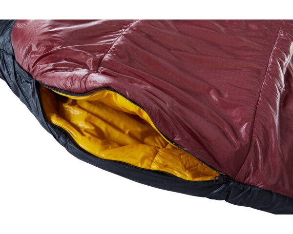 oscar-2_-curve-sleeping-bag-large-rio-red_-mustard-yellow_-black-12.jpg Oscar -2° Curve Sleeping Bag