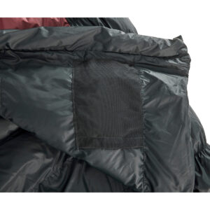 voyage-300-sleeping-bag-large-_left-zip_-ribbon-red-_-black-07.jpg Voyage 300 Sleeping Bag