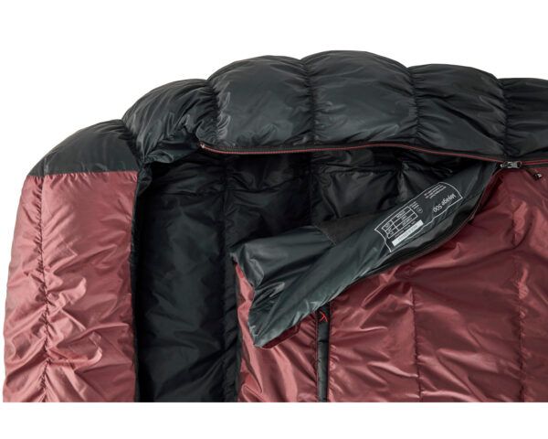 voyage-500-large-_left-zip_-ribbon-red-_-black-06.jpg Voyage 500 Sleeping Bag